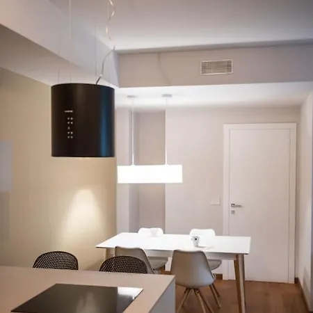 Apartment Trilocale Nel Centro Di Turin